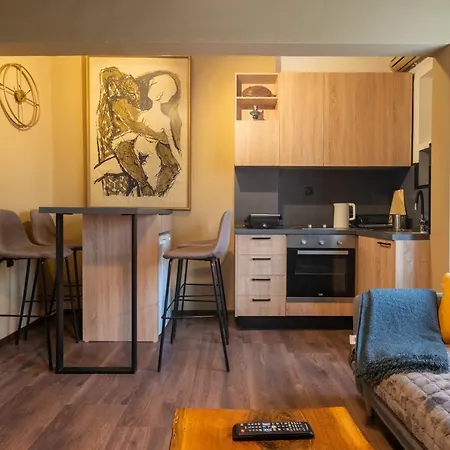Apartment Downtown ǀ 2 Bedrooms ǀ Wifi ǀ Location *